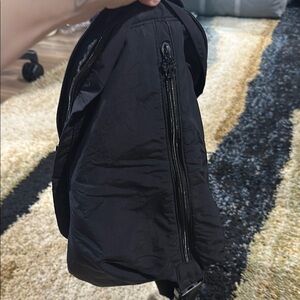 Sleek Black Crossbody Sling Bag for Effortless Style